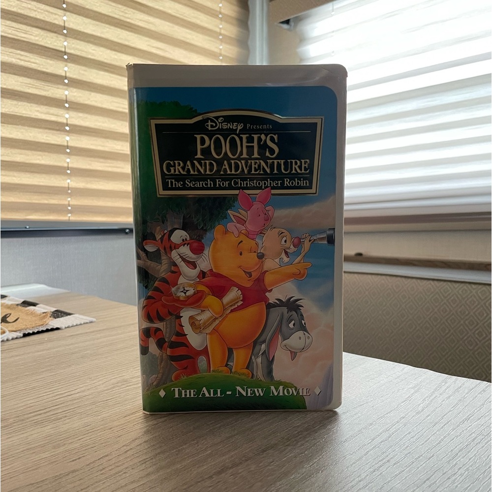 Pooh’s Grand Adventure: The Search for Christopher Robin VHS